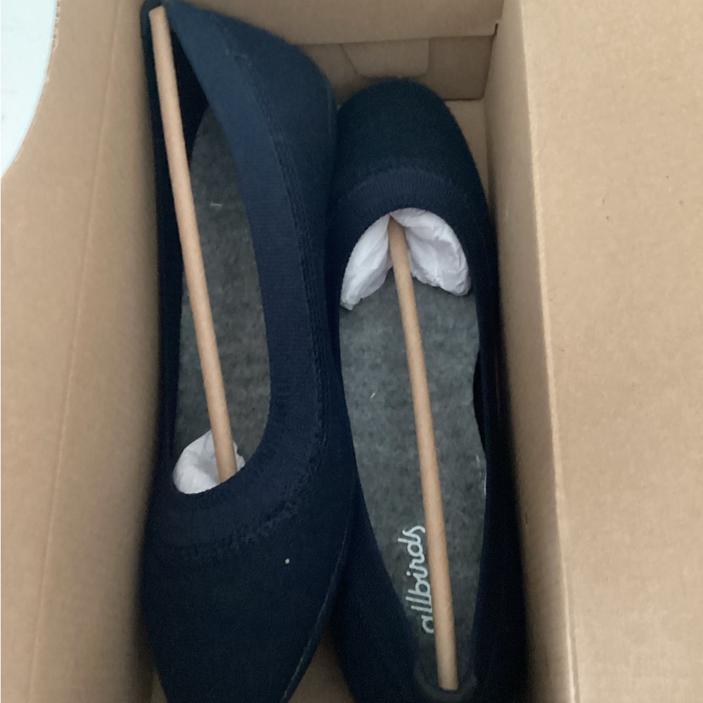 Allbirds deep navy Blue wool breezers